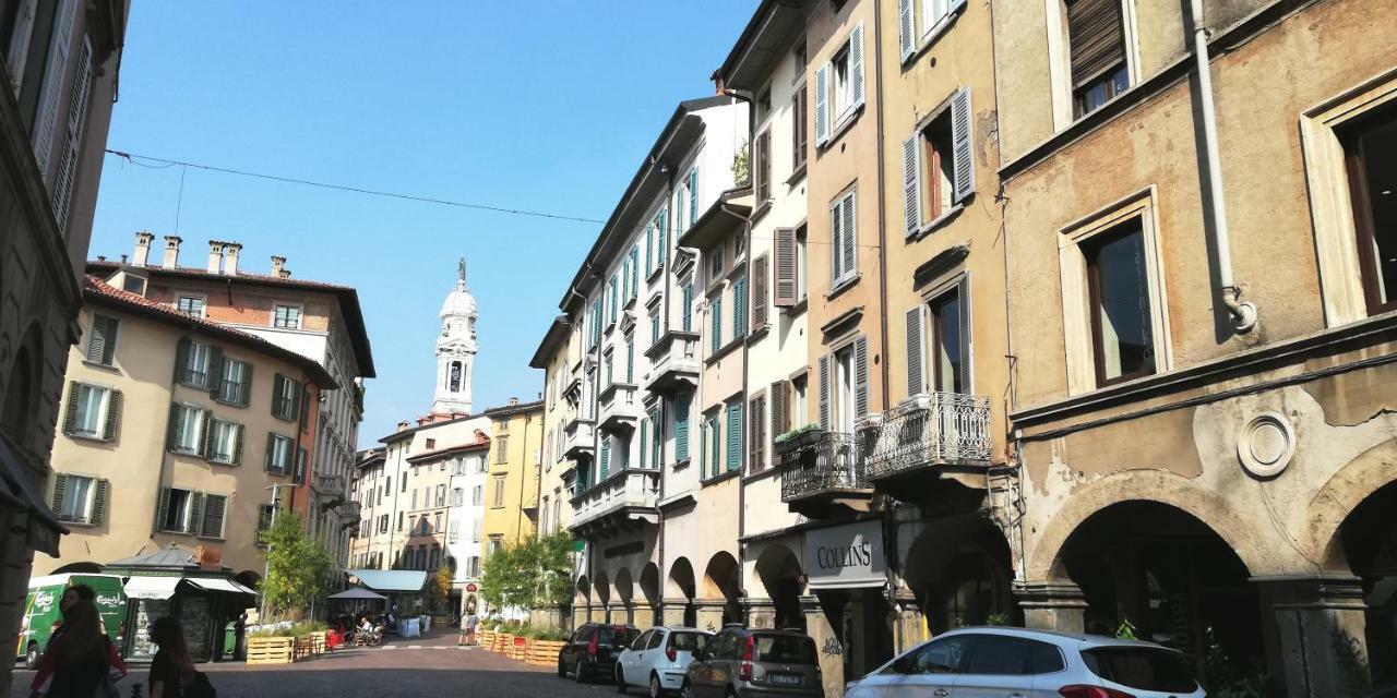 Appartamento Fashion House Elvira 1 Bergamo Esterno foto